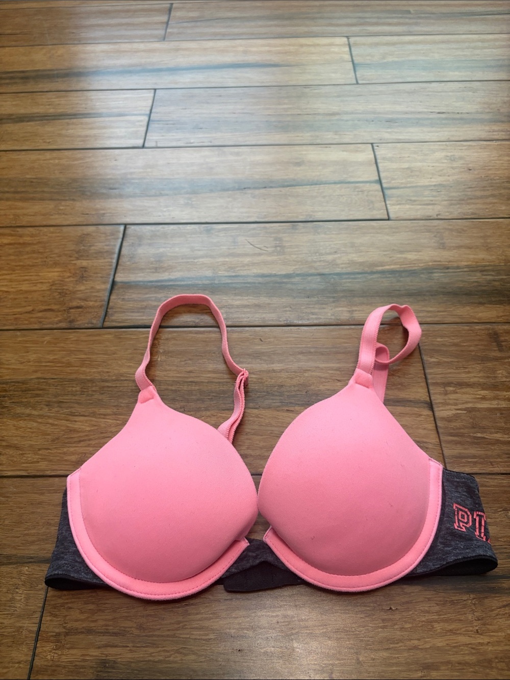 PINK Victoria’s Secret 32A Bra Pink Wear Everywhere Push UP